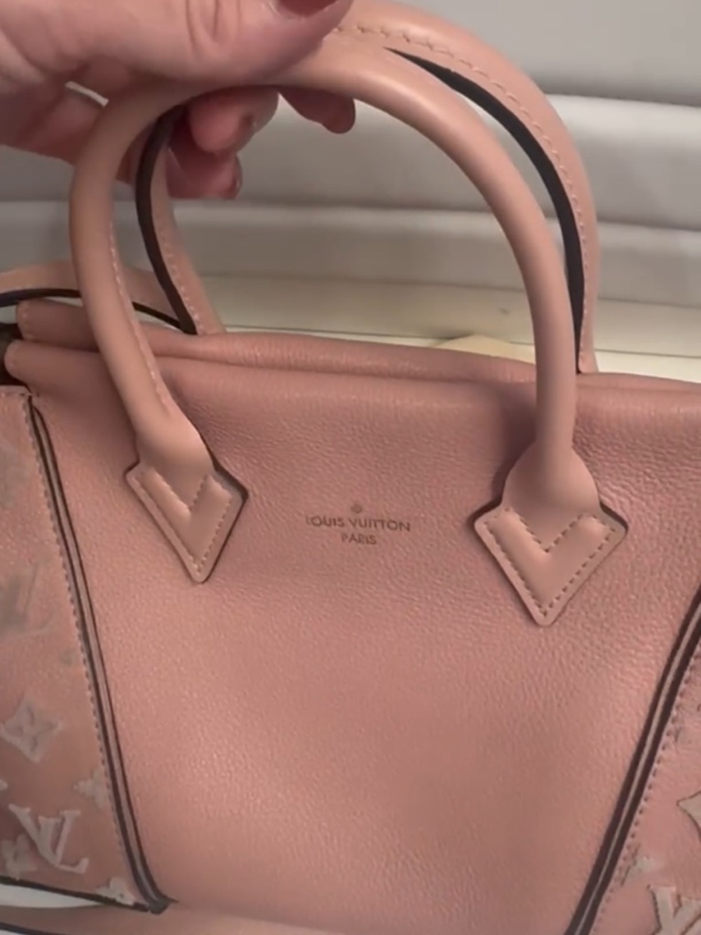 Louis Vuitton Veau Cachemire Tuffatage W BB Bag with Crossbody Leather Strap - Picture 5 of 11